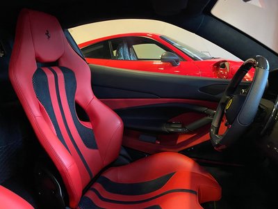 صورة 3 لـ 2022 Ferrari F8 TRIBUTO