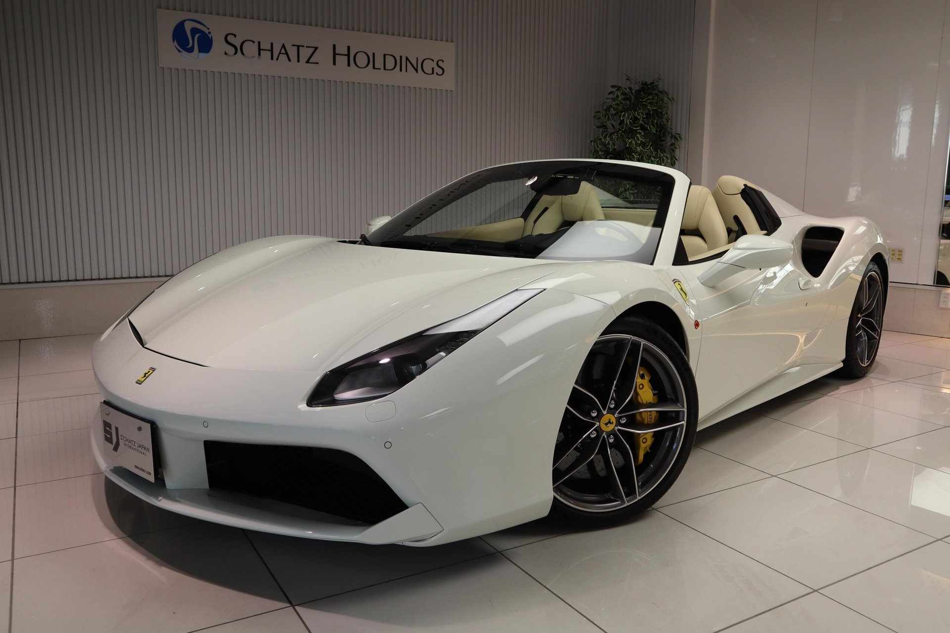 FERRARI 488 SPIDER - View 1