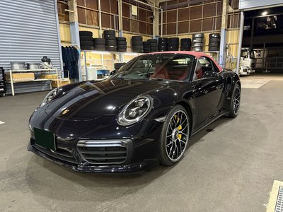 PORSCHE 911 CABRIOLET