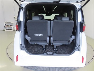 TOYOTA ALPHARD - 10