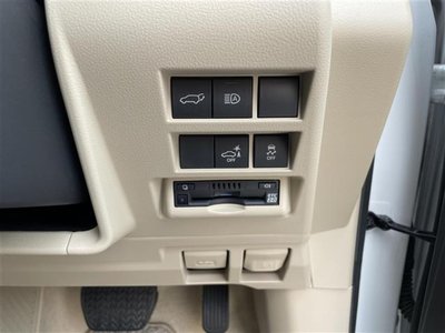 2023 Toyota LAND CRUISER 300 — миниатюра 29