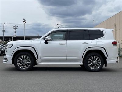 2023 Toyota LAND CRUISER 300 — миниатюра 39