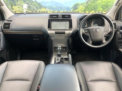 TOYOTA LAND CRUISER PRADO - 2