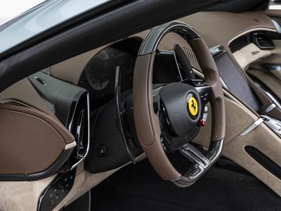 FERRARI ROMA SPIDER - 9