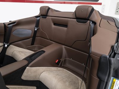 FERRARI ROMA SPIDER - 4