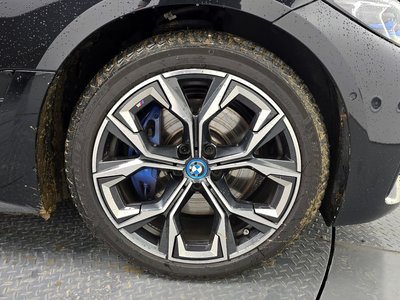 BMW I4 - 8