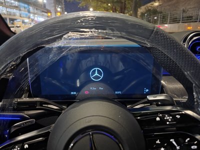 2026 Mercedes-BENZ GLC photo 4