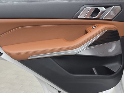 2025 BMW X5 — миниатюра 16