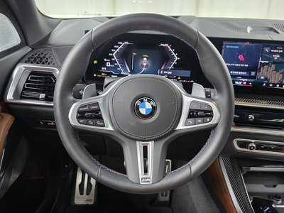 2025 BMW X5 — миниатюра 21