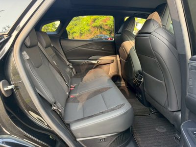 صورة مصغرة 63 لـ 2023 Lexus RX