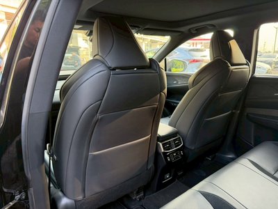 صورة مصغرة 76 لـ 2023 Lexus RX