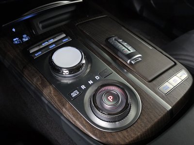 2023 Genesis G80 (RG3) thumbnail 12
