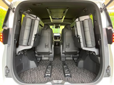 2024 Toyota ALPHARD 缩略图 11