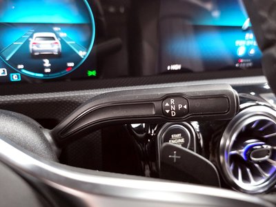 MERCEDES-BENZ A-CLASS - 9