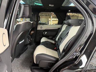 2022 LAND Rover DISCOVERY — фото 9