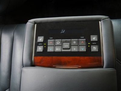 2019 Lexus LX 缩略图 28