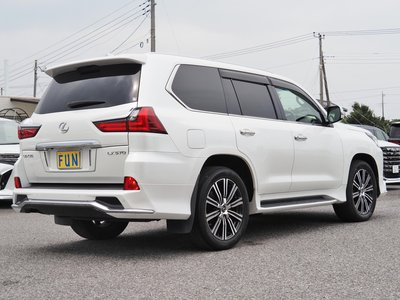 صورة 5 لـ 2019 Lexus LX