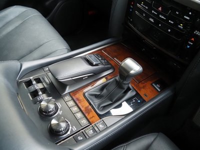 2019 Lexus LX 缩略图 50