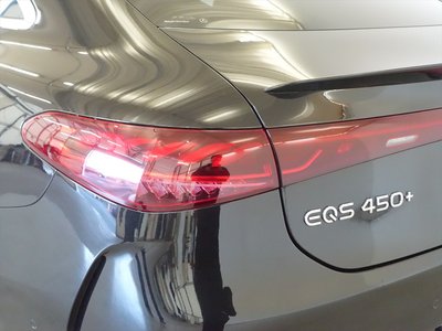 MERCEDES-BENZ EQS - 9