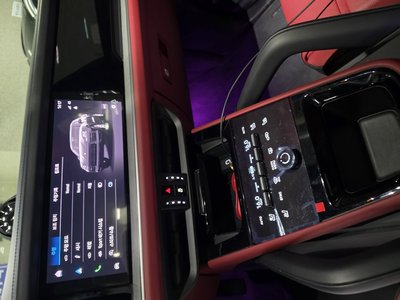 2026 Porsche CAYENNE thumbnail 15