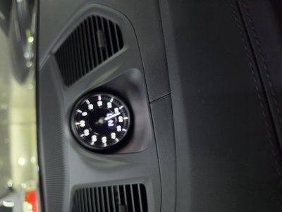 2026 Porsche CAYENNE thumbnail 11