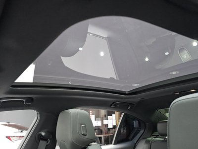 2025 BMW 5 SERIES 缩略图 19