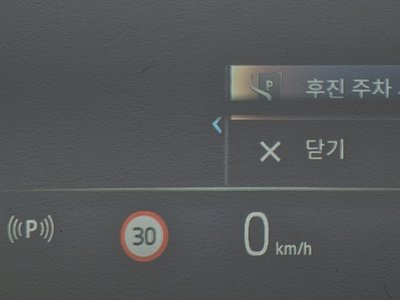 2025 BMW 5 SERIES 缩略图 18