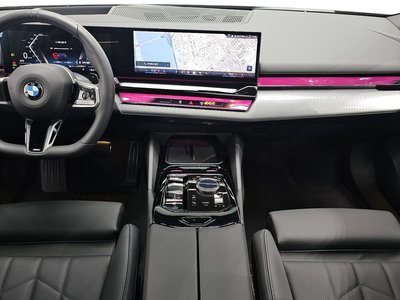 2025 BMW 5 SERIES — фото 5