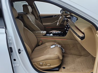 2025 Genesis G80 (RG3) thumbnail 16