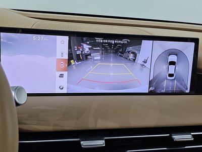 2025 Genesis G80 (RG3) thumbnail 21