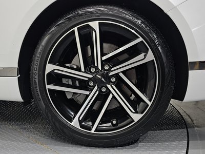 2025 Genesis G80 (RG3) photo 8
