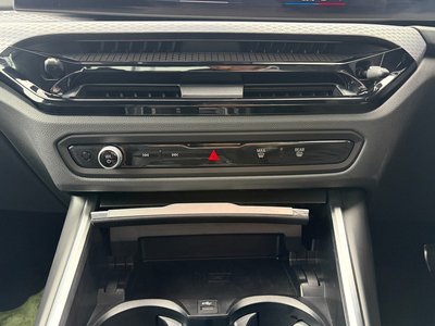 2025 BMW 3 SERIES — миниатюра 39
