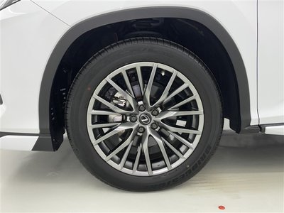 2021 Lexus RX — миниатюра 8