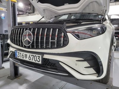 MERCEDES-BENZ GLC - 1