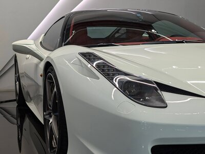 FERRARI 458 ITALIA 2011 thumbnail 17