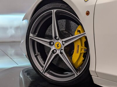 FERRARI 458 ITALIA 2011 thumbnail 21