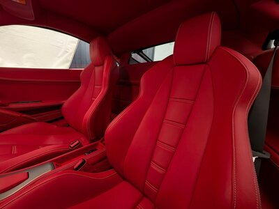 FERRARI 458 ITALIA 2011 thumbnail 23