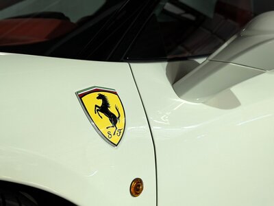 FERRARI 458 ITALIA 2011 thumbnail 61