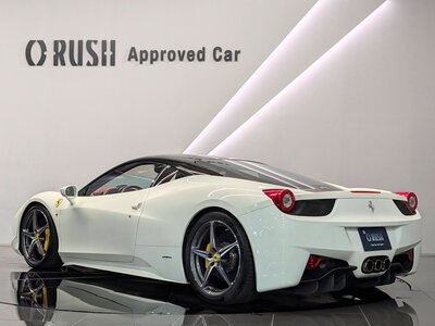 FERRARI 458 ITALIA 2011 thumbnail 12