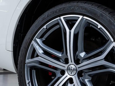 2024 Maserati LEVANTE — миниатюра 33