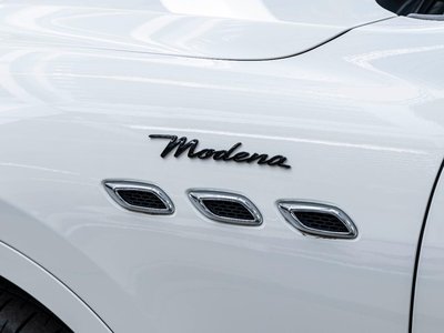 2024 Maserati LEVANTE — миниатюра 26