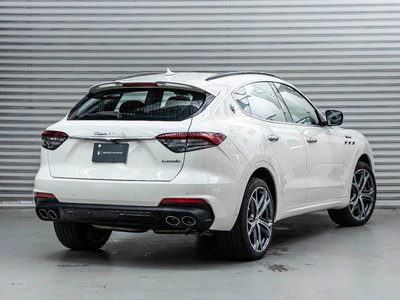 2024 Maserati LEVANTE — миниатюра 16