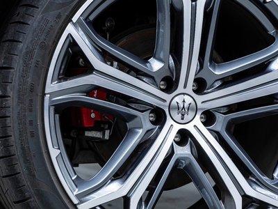 2024 Maserati LEVANTE — миниатюра 32