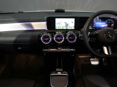 MERCEDES-BENZ CLA - 2