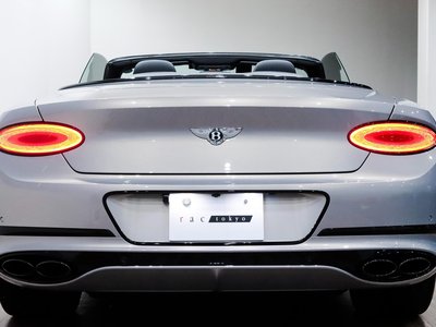 BENTLEY CONTINENTAL - 8