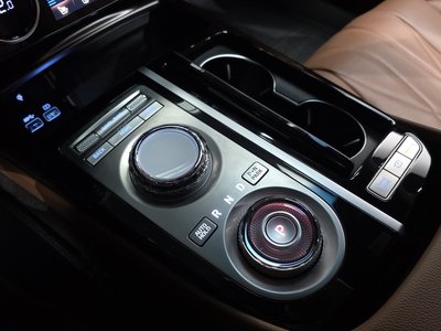 GENESIS G80 (RG3) - 9
