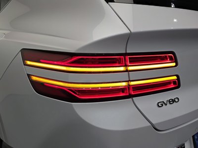 صورة 10 لـ 2021 Genesis GV80