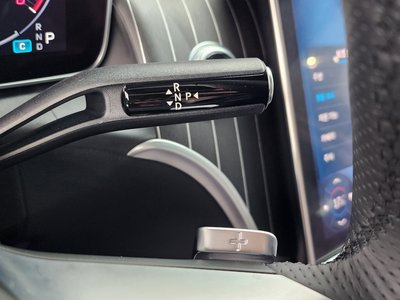 MERCEDES-BENZ GLC - 9