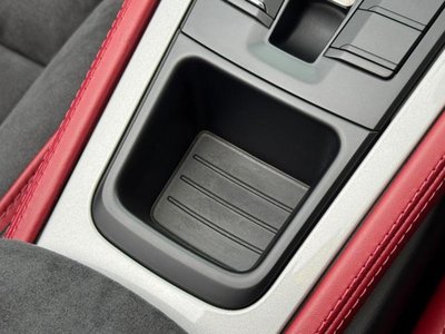 صورة مصغرة 18 لـ 2020 Porsche 718 SPYDER