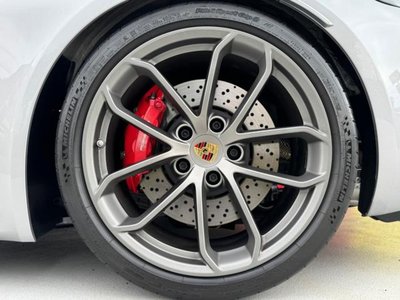 صورة مصغرة 33 لـ 2020 Porsche 718 SPYDER
